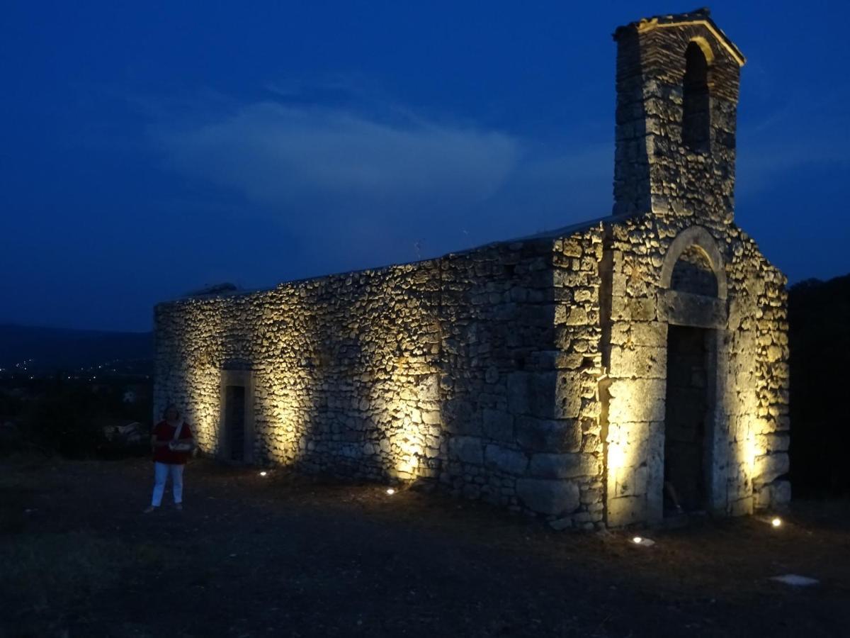 La Bottega Del Fabbro Affitto Breve Βίλα Contigliano Εξωτερικό φωτογραφία