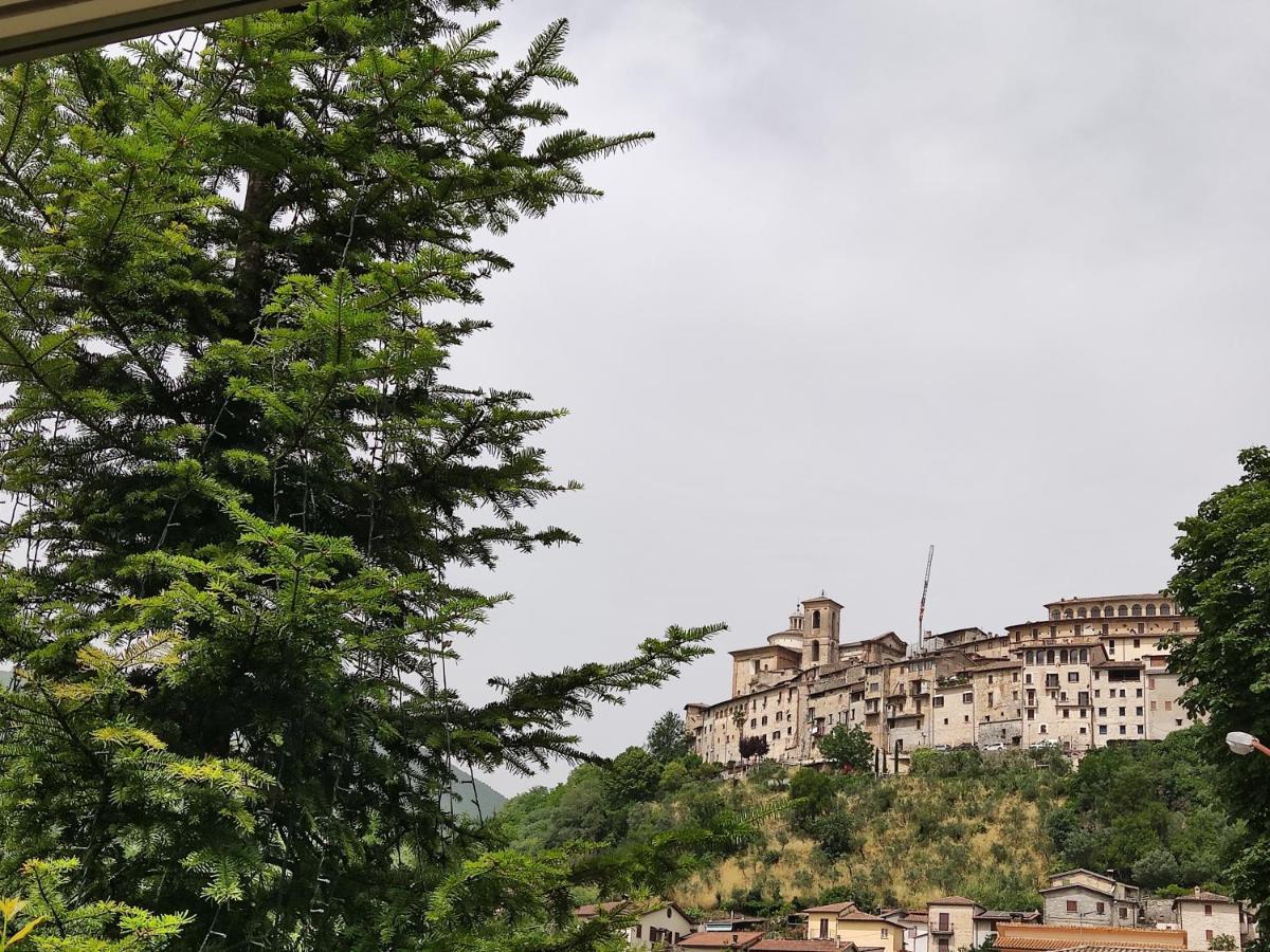 La Bottega Del Fabbro Affitto Breve Βίλα Contigliano Εξωτερικό φωτογραφία